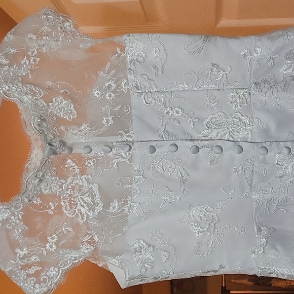 Jaeden Wedding Dress short - Picture 6 of 16